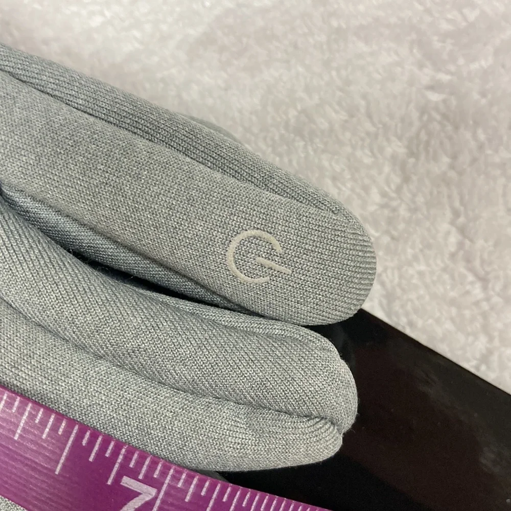 NWT girls fleece headband and fleece gloves set m/l